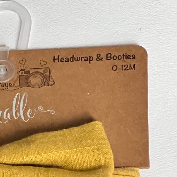 So'Dorable Baby Headwrap and Bootie Set New in Box Sz 0-12M - Picture 6 of 7